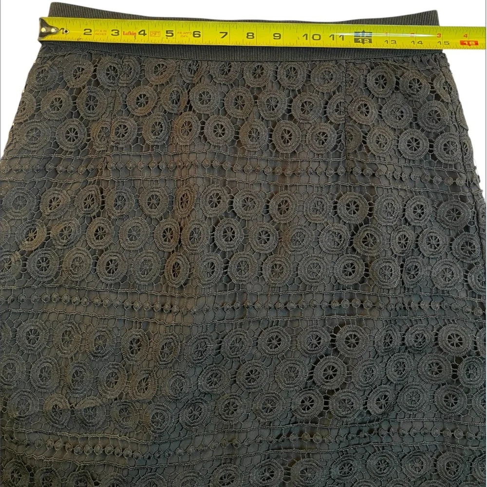 LOFT Black Lace A-Line Skirt Women’s Size 6